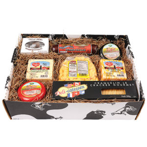 white cheddar cheese, Sharp Cheddar Cheese, wisconsin cheese mart, order cheese online, Mild Cheese, aged cheese, cheese gifts baskets, things to do in appleton wisconsin, wisconsin dairy farms, summer sausage gift basket, online cheese shop, wine and cheese gifts, best cheddar cheese,