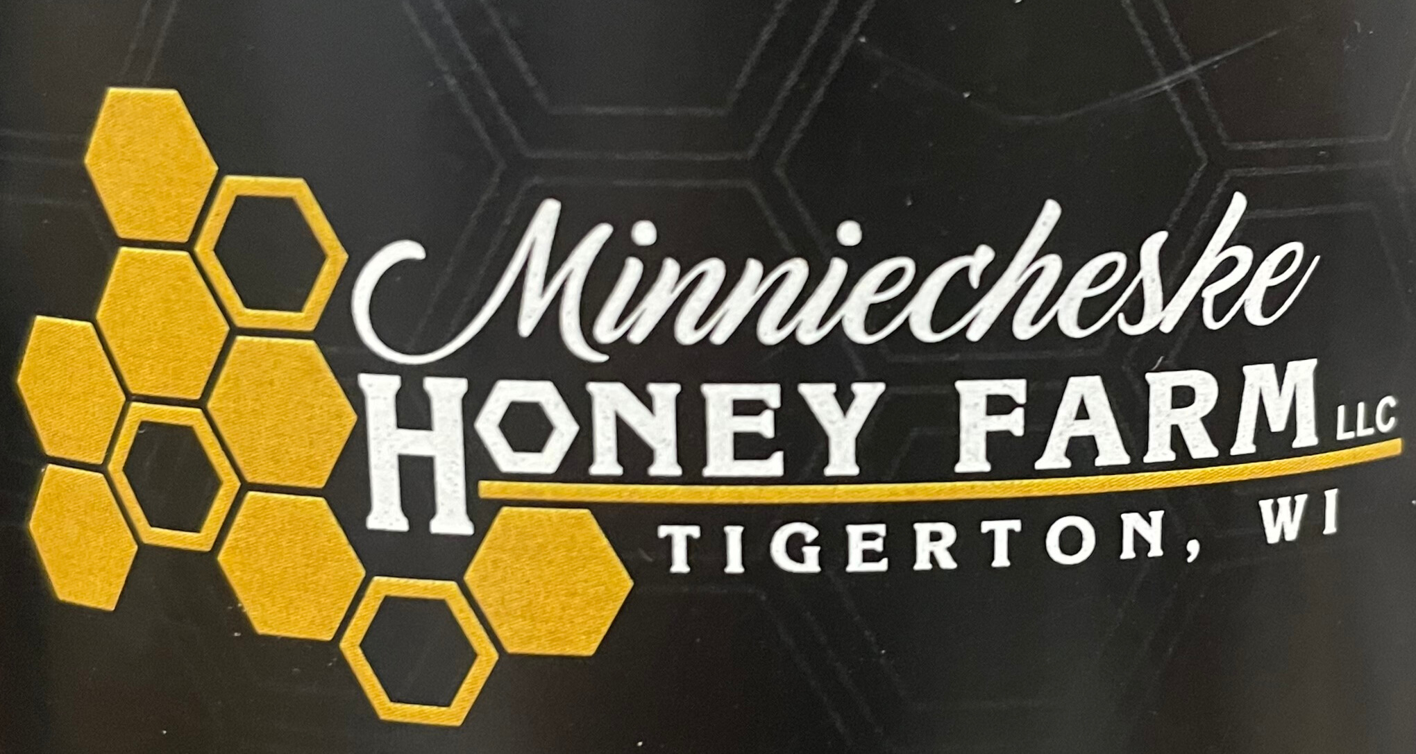 Minniecheske Honey logo